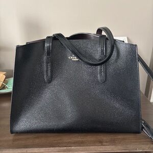 PRE OWNED COACH Charles Carryall